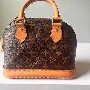 Louis Vuitton Alma bb